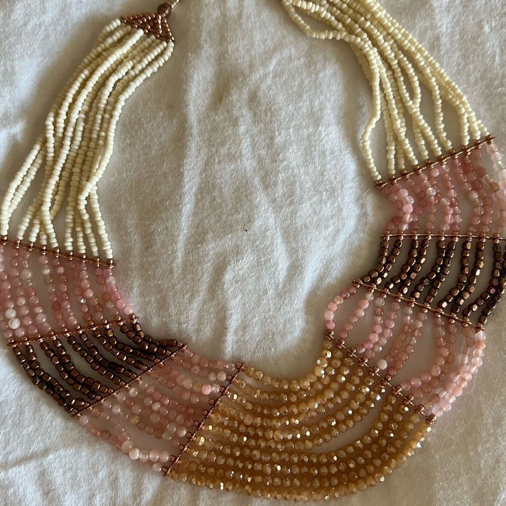 Beaded necklace NWOT
